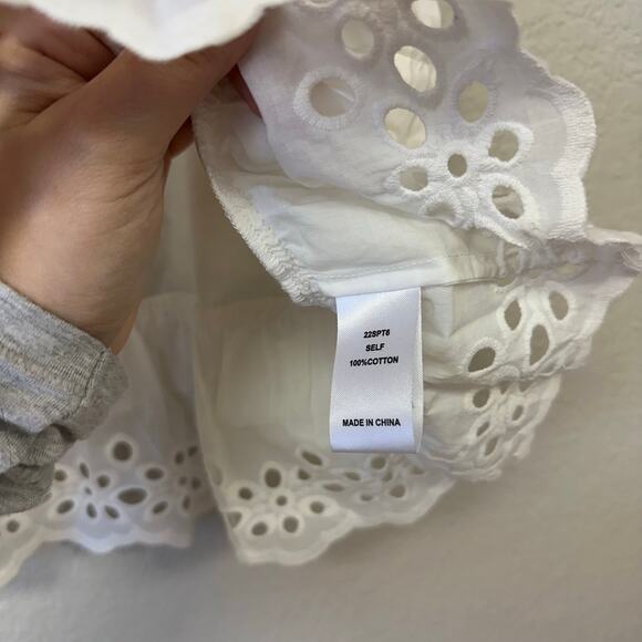 Hunter Bell Carlton Eyelet V-Neck Double Ruffle Sleeve Top White Size Medium - Picture 7 of 8